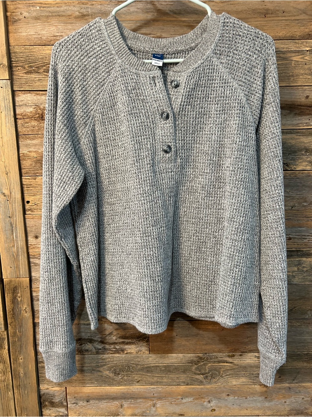 Old Navy Gray Waffle Knit Henley Top* - size M tall